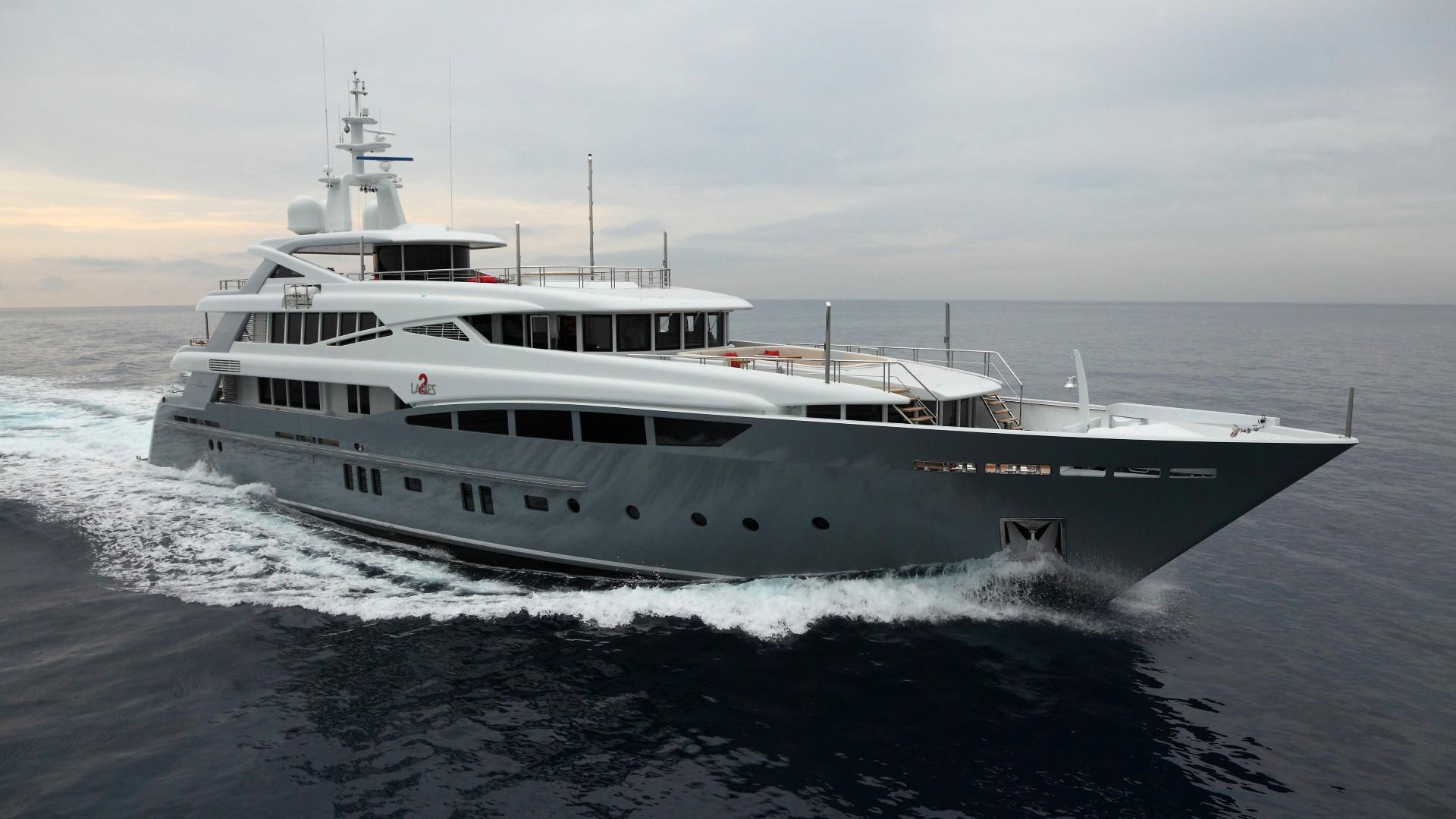 Yacht charter 2 LADIES YACHT CHARTER