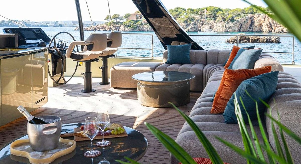 A PLAN yacht charter 3