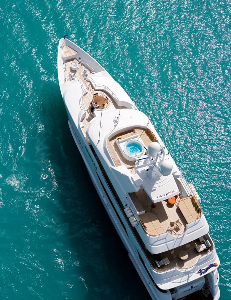 ADAMAS VI yacht charter 5