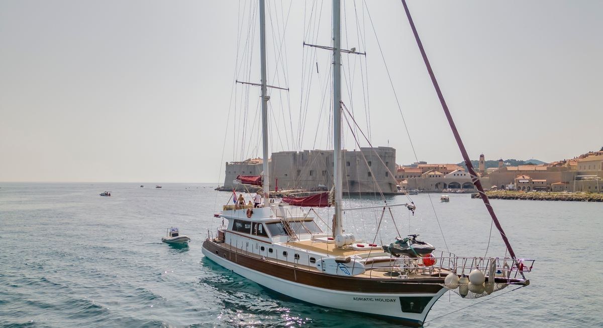 ADRIATIC HOLIDAY yacht charter 1