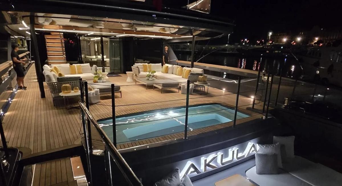 AKULA yacht charter 3