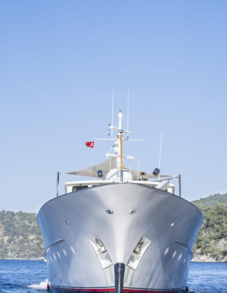Yacht charter ALHAMBRA YACHT CHARTER