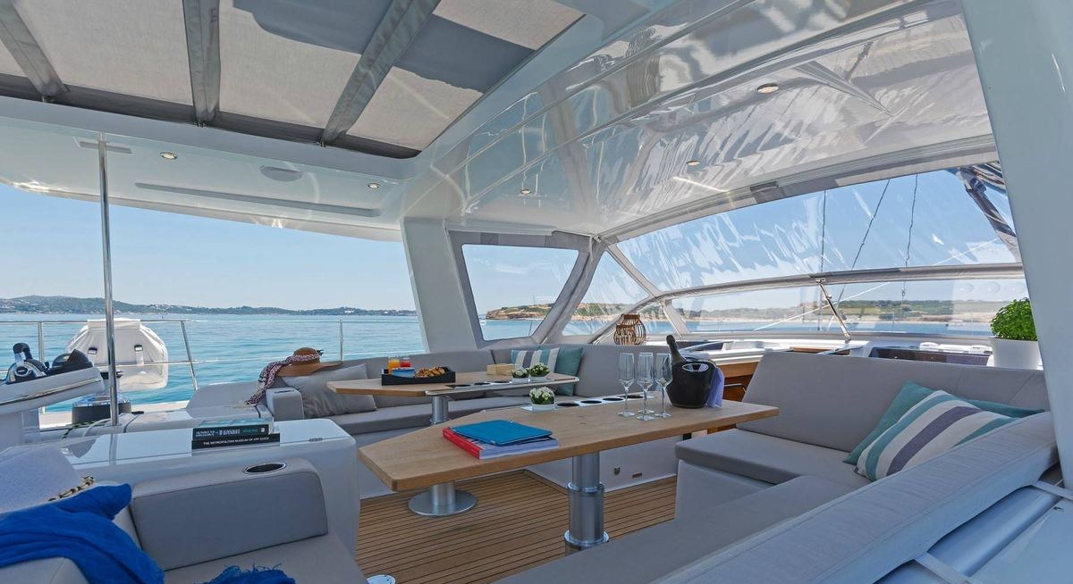 ALIZEE yacht charter 3