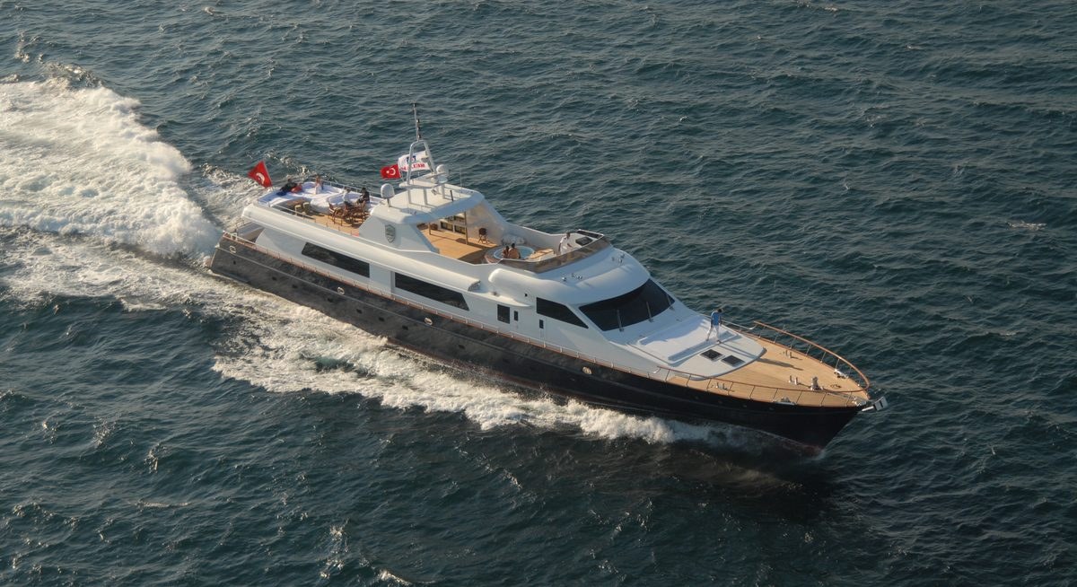 ALKANOST yacht charter 4