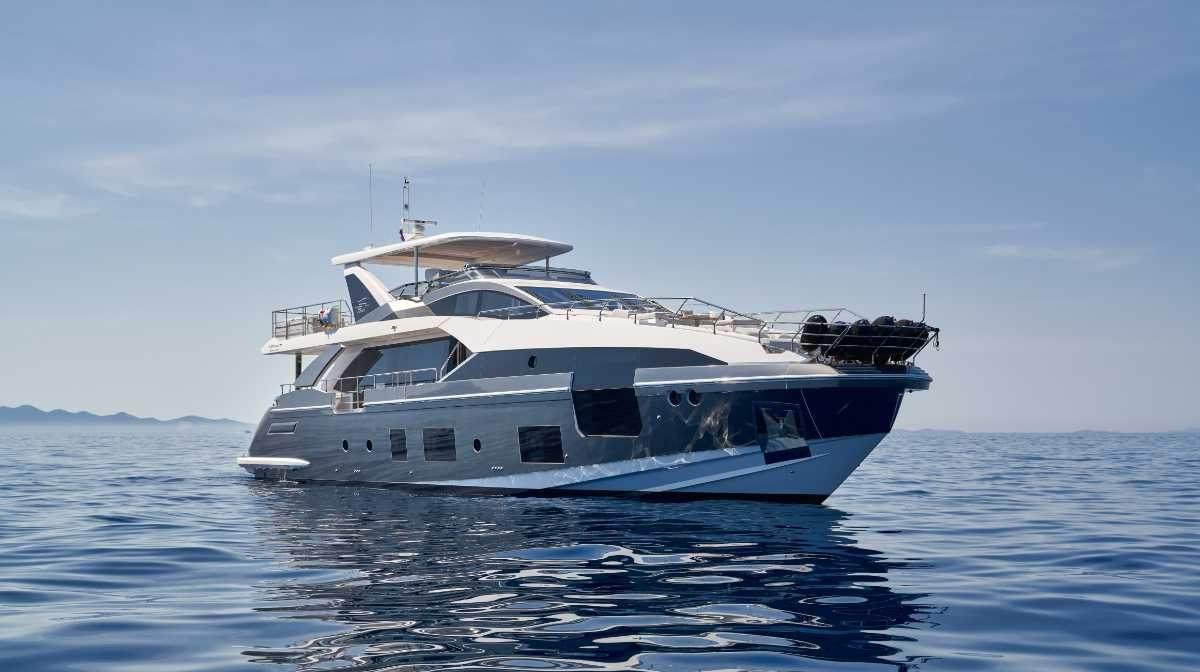 ALUMINIA TOO yacht charter 1