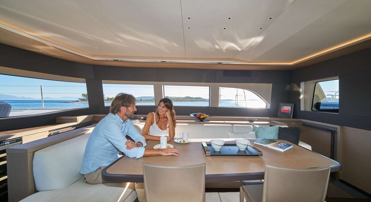 AMADA MIA yacht charter 5