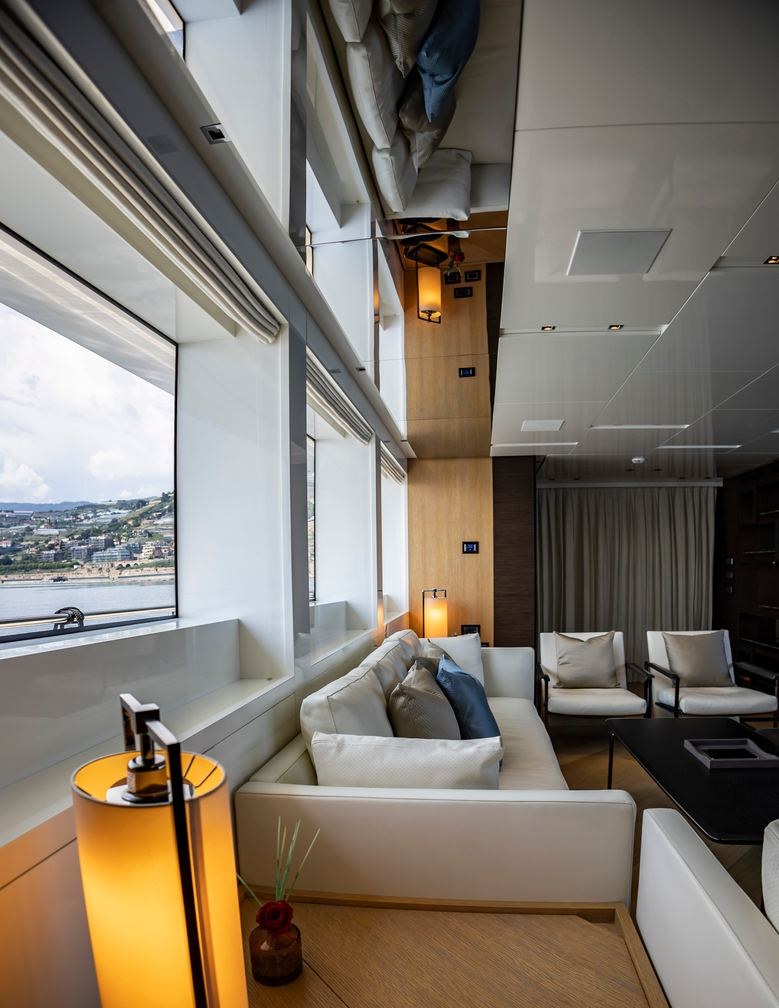 تأجير يخت AMAN YACHT CHARTER