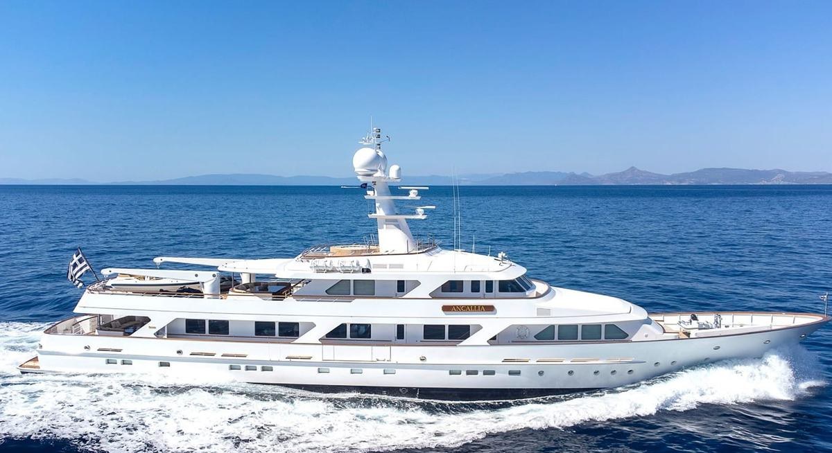 ANCALLIA yacht charter 1