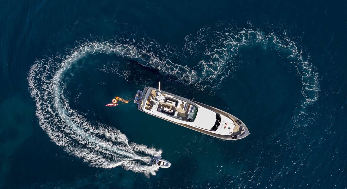 ANDILIS yacht charter 5