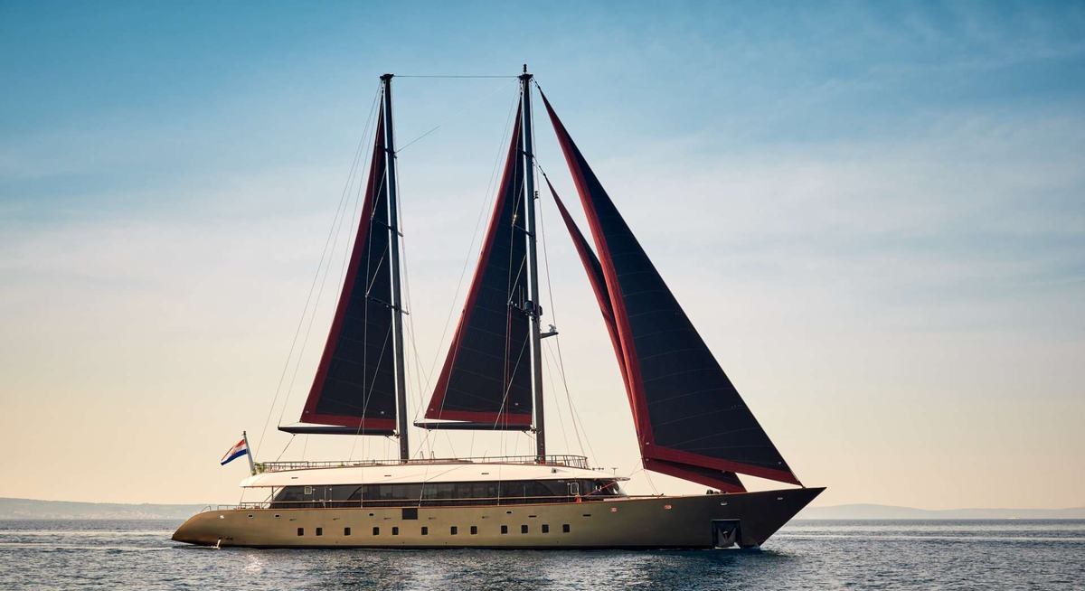 ANETTA yacht charter 1