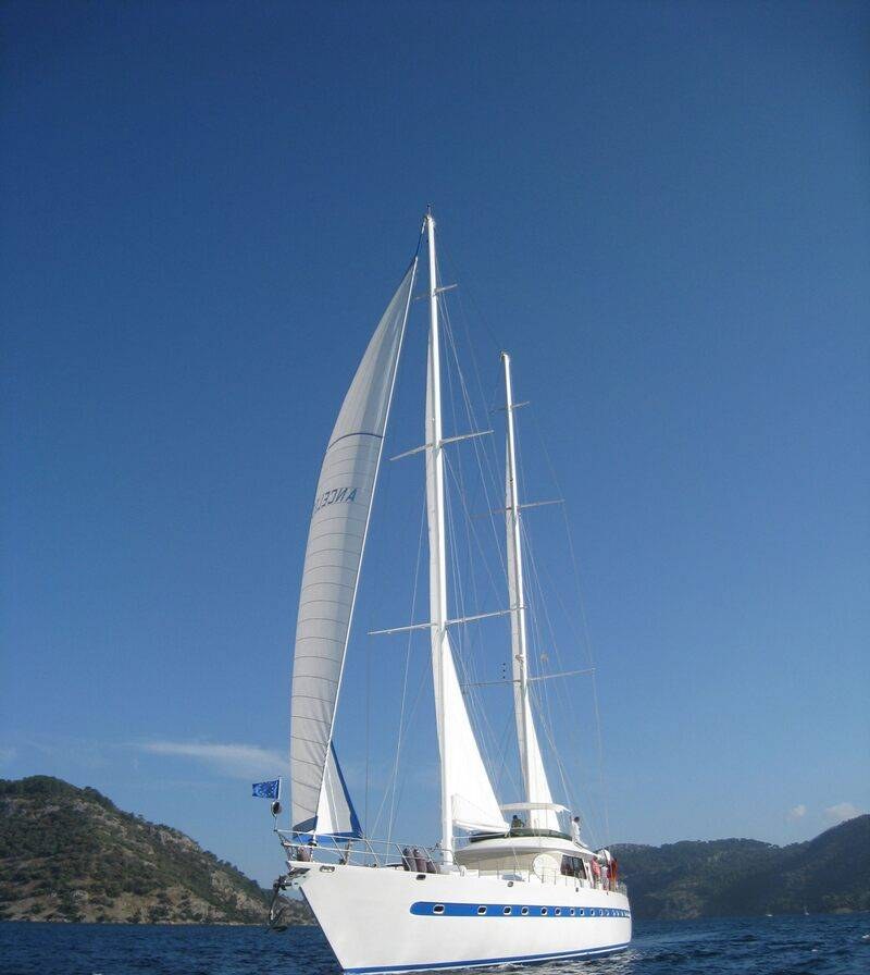 تأجير يخت ANGELO II YACHT CHARTER