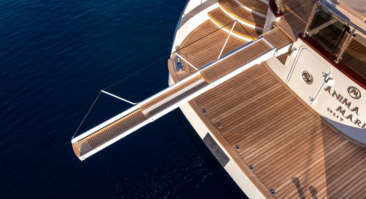 ANIMA MARIS yacht charter 4