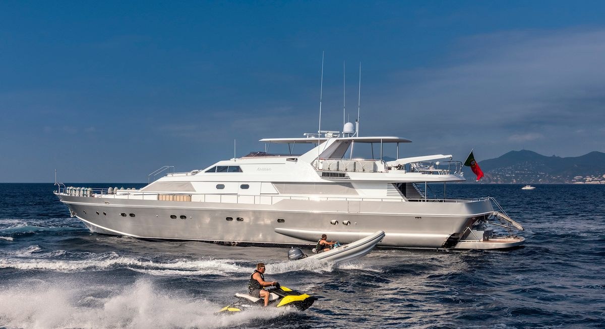 ANTISAN yacht charter 1