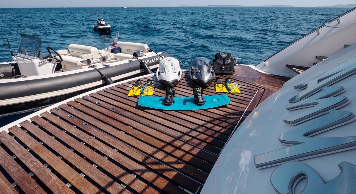 ANYA yacht charter 4