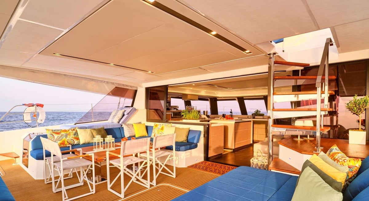 APHAEA yacht charter 4