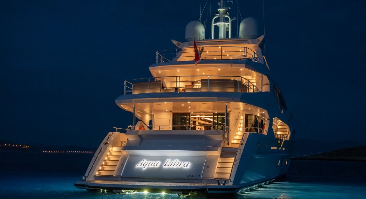 AQUA LIBRA yacht charter 5