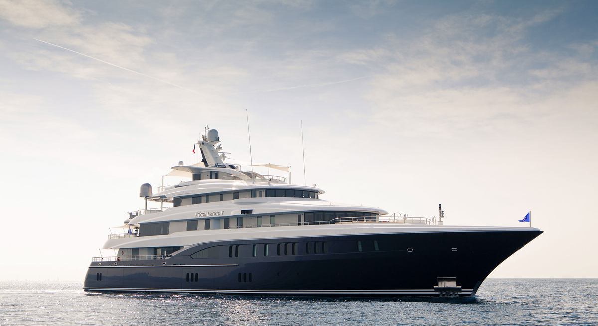تأجير يخت ARIENCE YACHT CHARTER