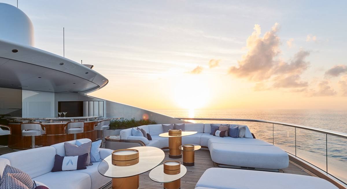 ARROW yacht charter 4
