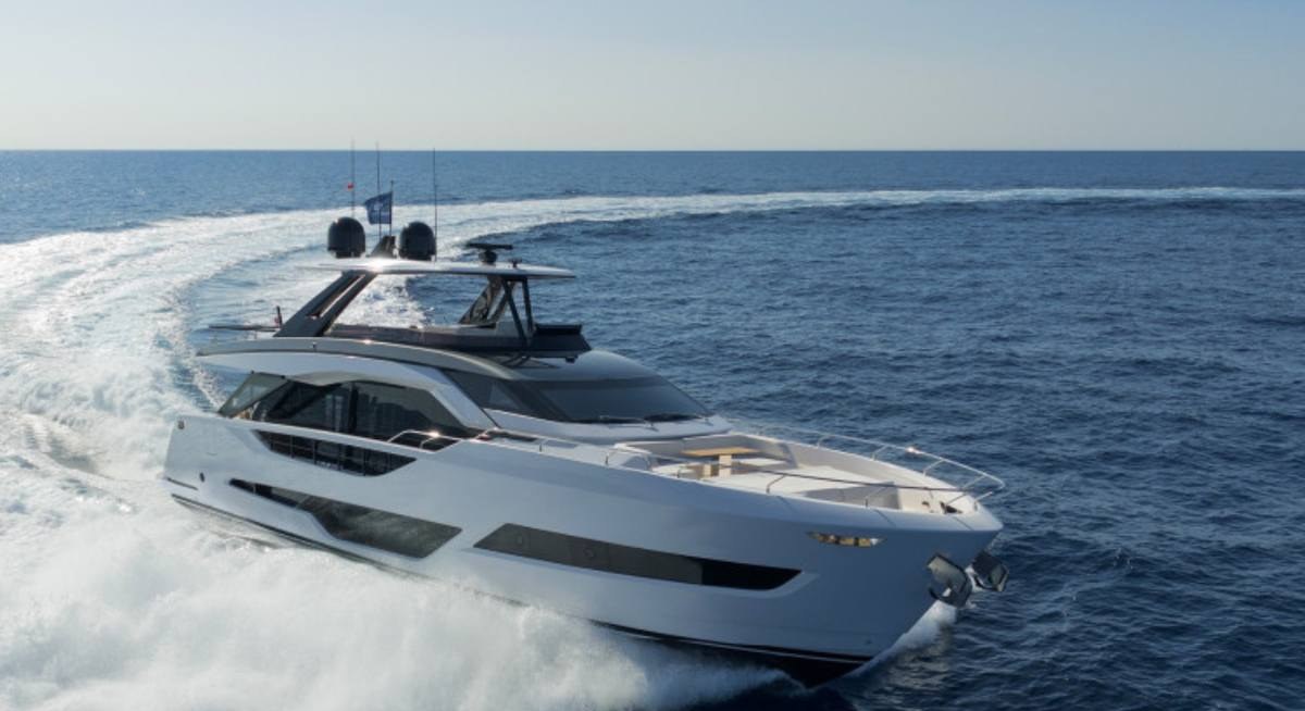 AURORE yacht charter 4