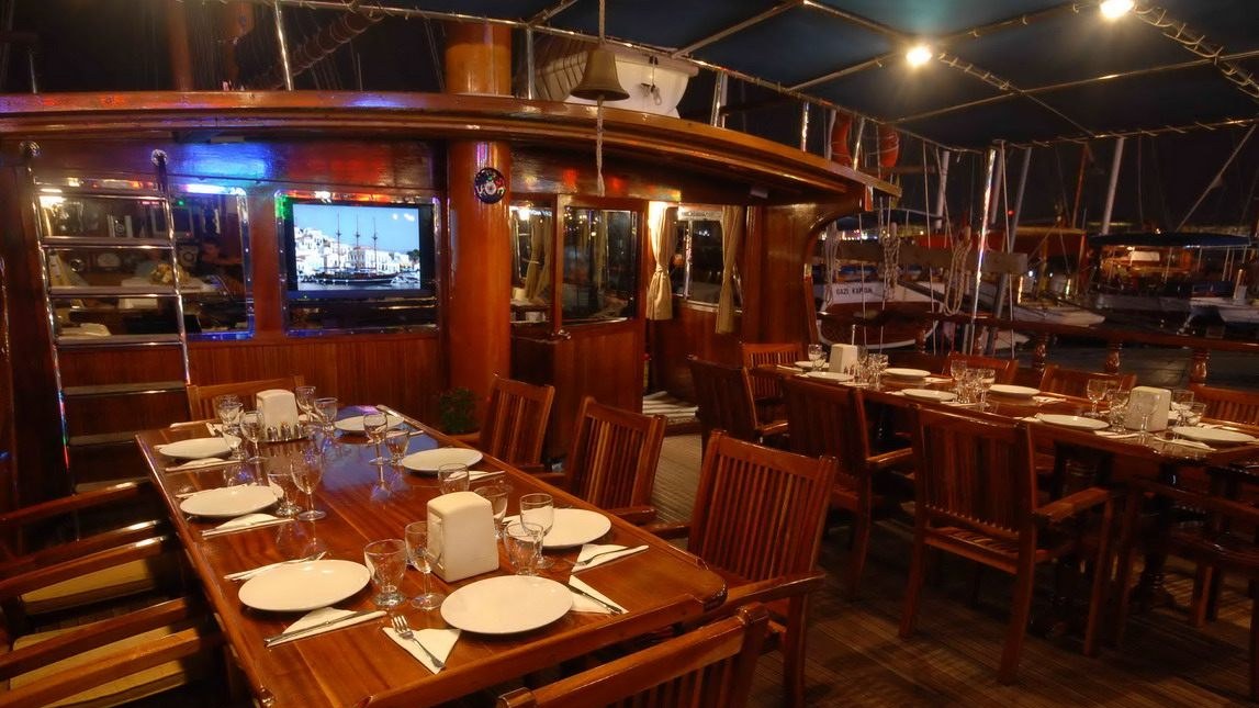 BAHRIYELI C yacht charter 4