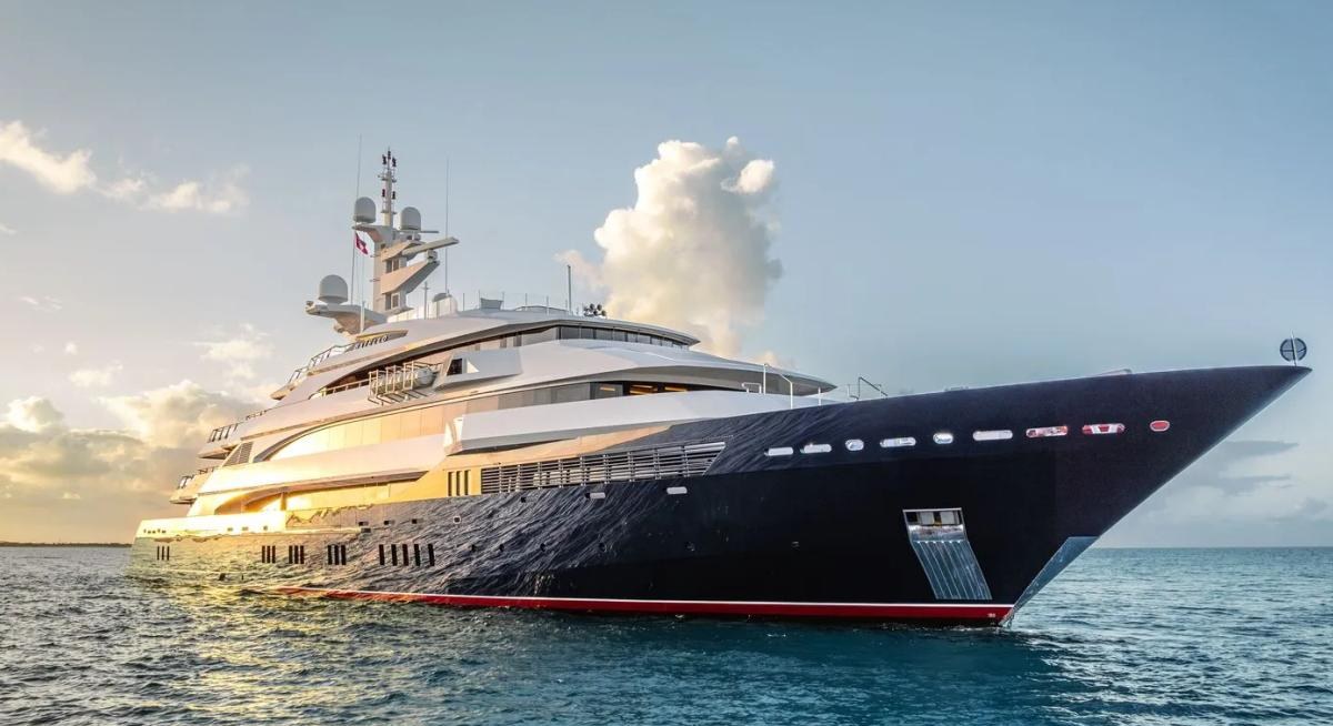 Yacht charter BATELLO YACHT CHARTER