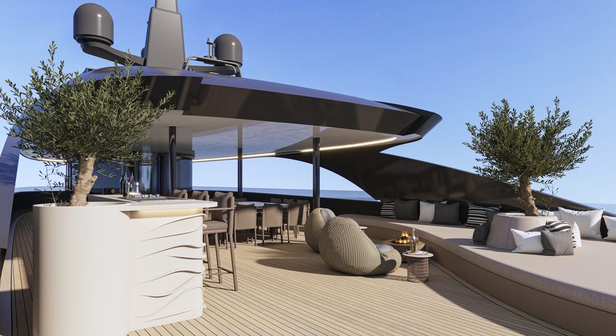 BELLO yacht charter 3