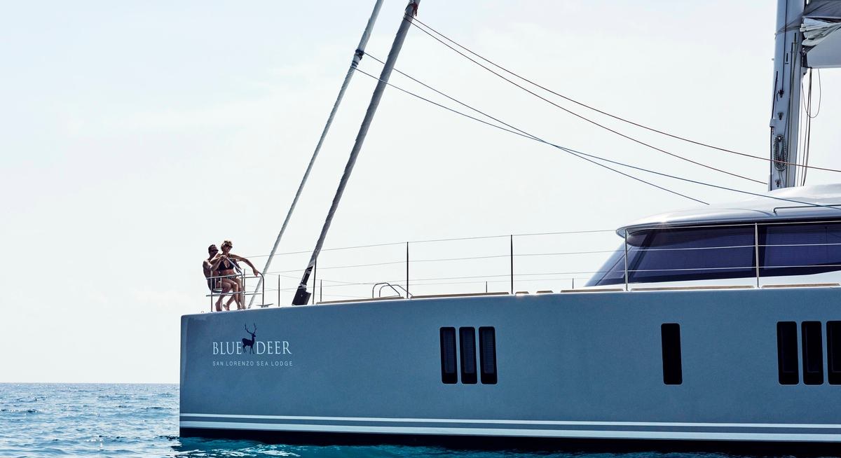 BLUE DEER yacht charter 2