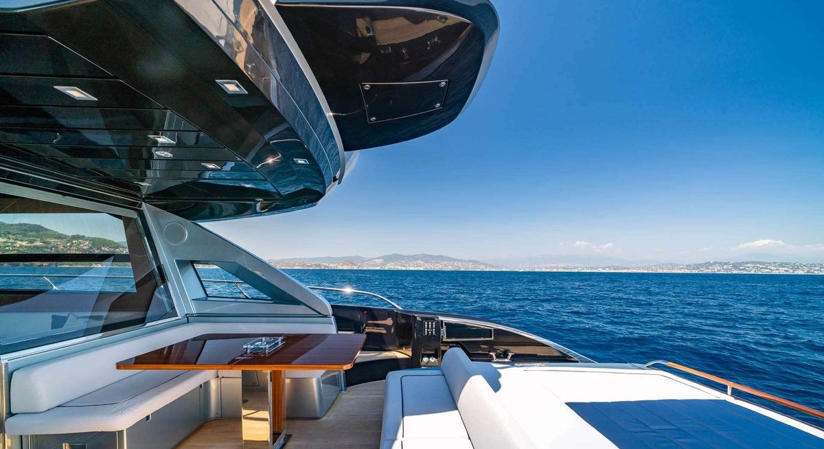 BLUE SHARK yacht charter 4