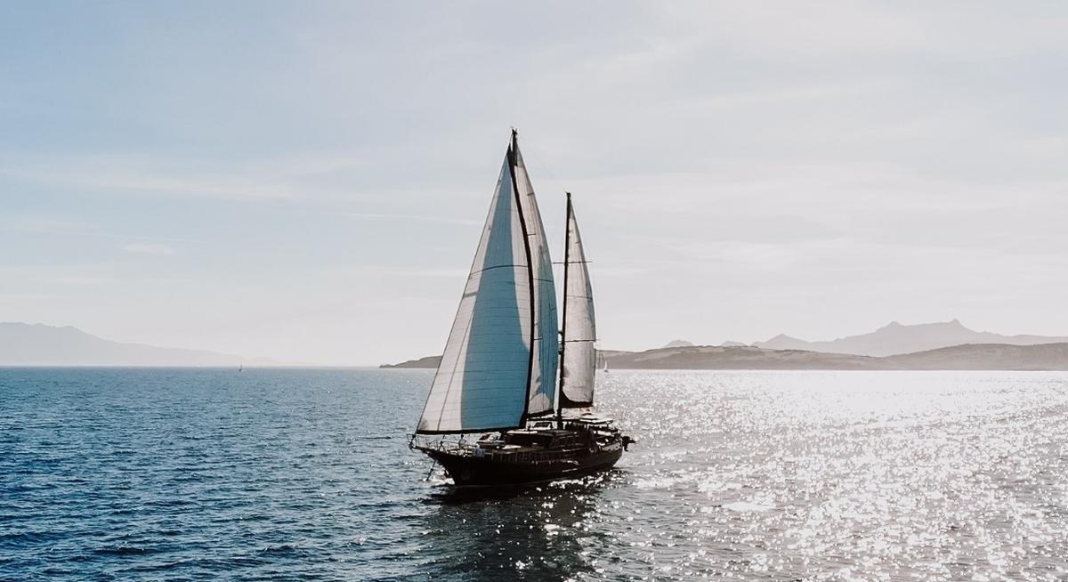 CAPRICORN 1 yacht charter 5