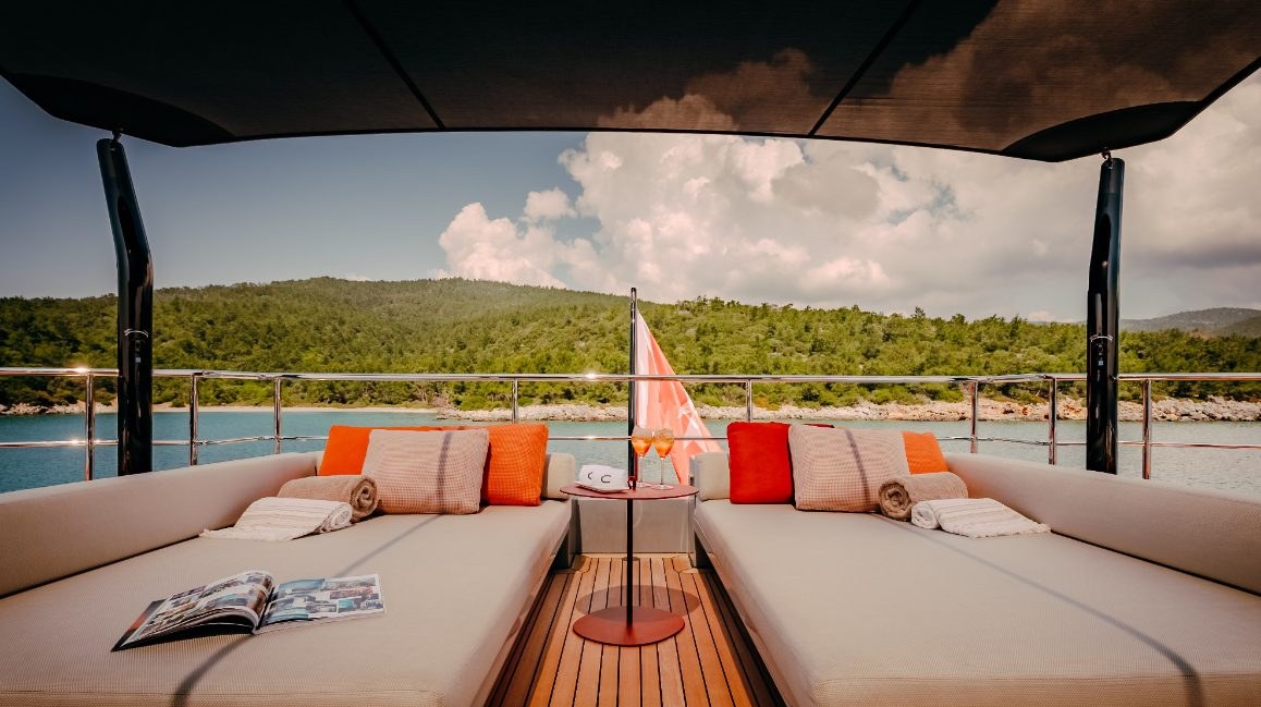 CARMEN yacht charter 3