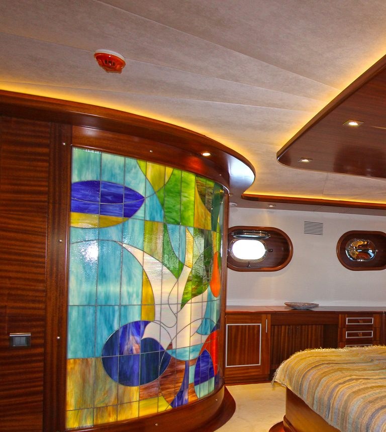 CARPE DIEM V yacht charter 4