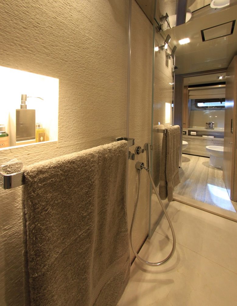 تأجير يخت CASA YACHT CHARTER