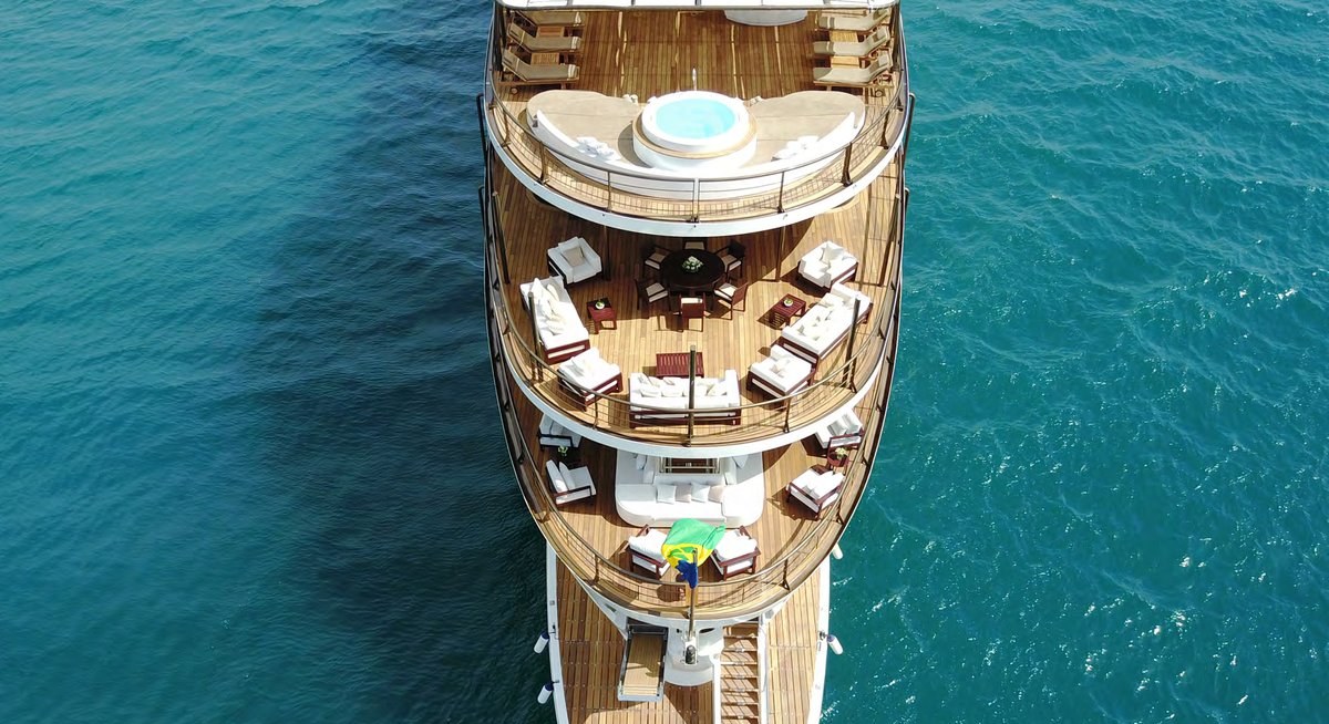 CHAKRA yacht charter 4