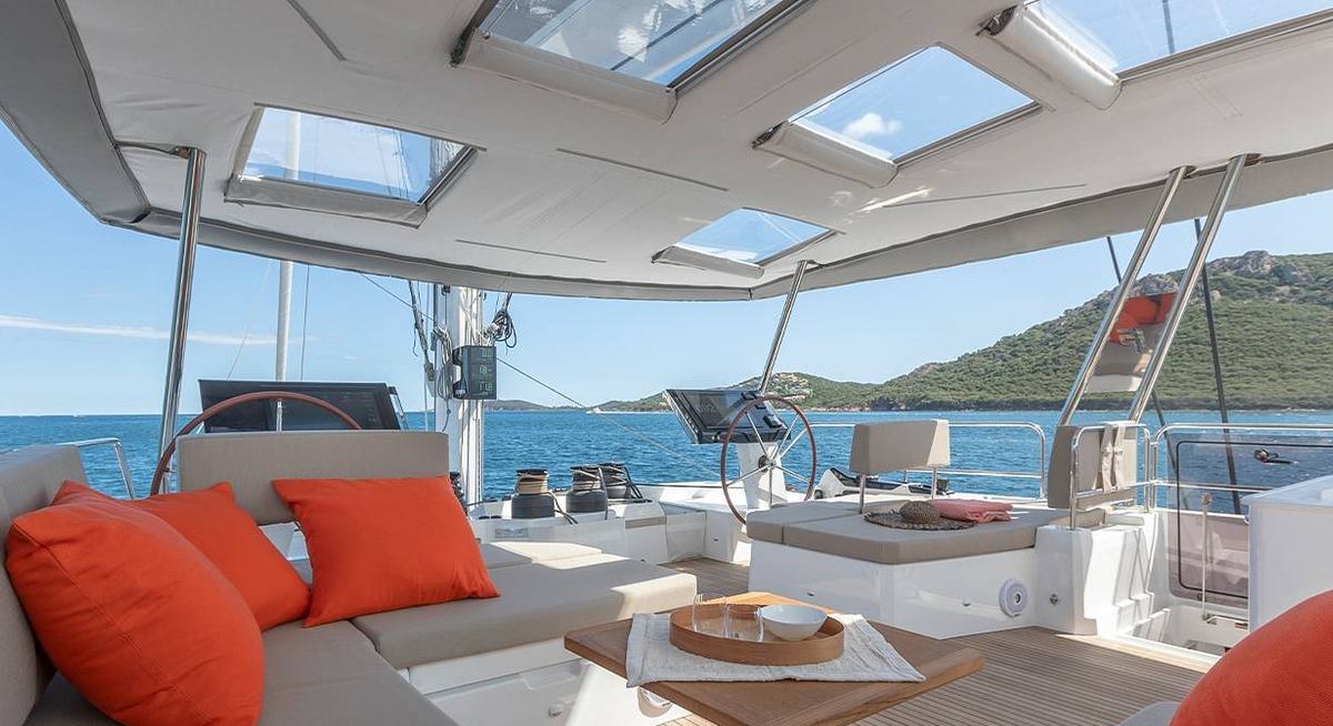 CHILOE yacht charter 3