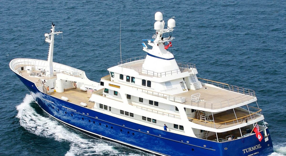 CUPANI yacht charter 3