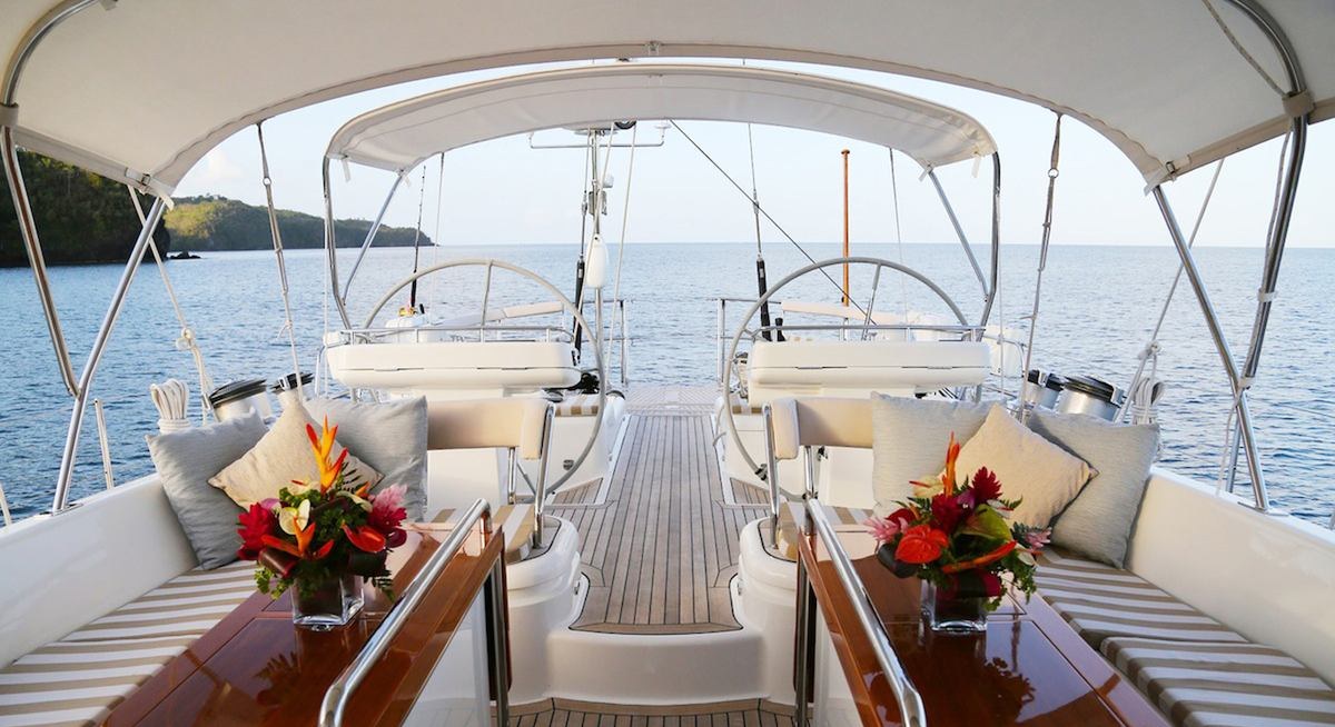 DAMA DE NOCHE yacht charter 2