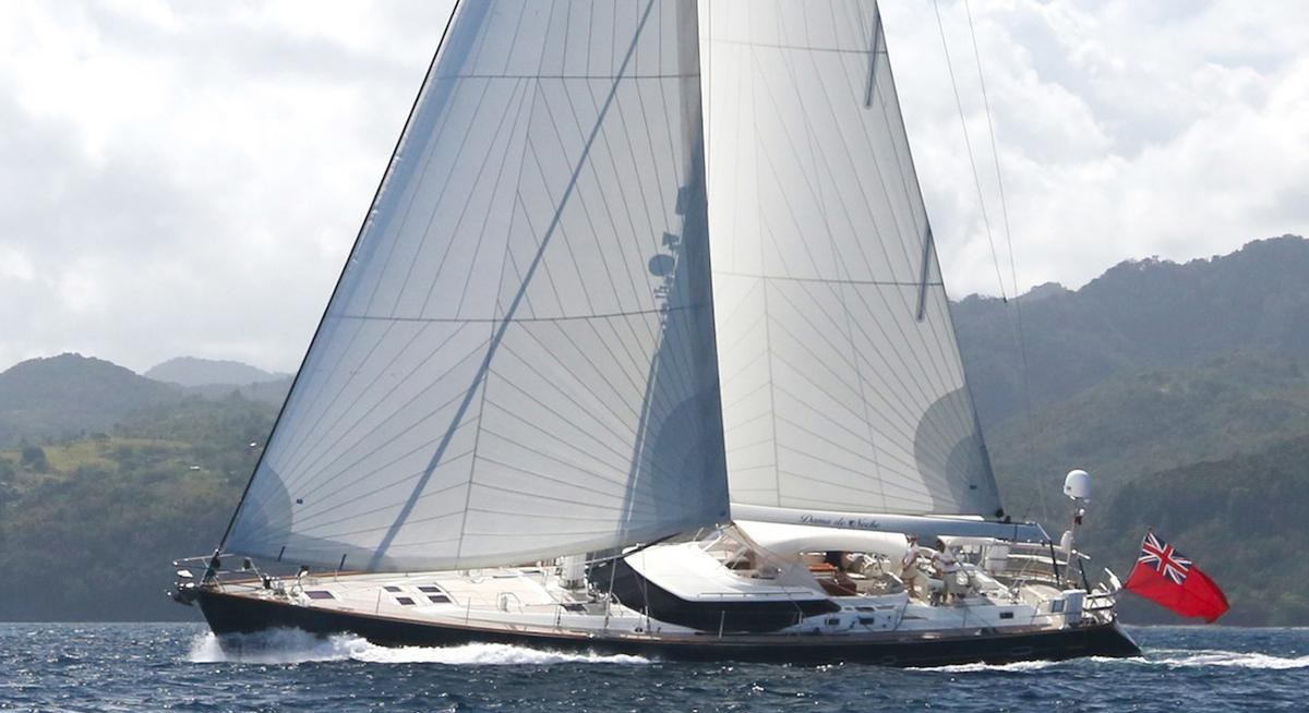 Yacht charter DAMA DE NOCHE YACHT CHARTER