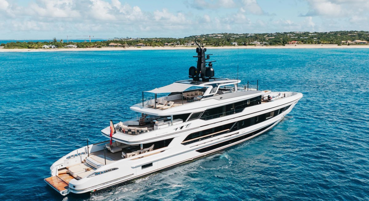 DAYBREAK yacht charter 5