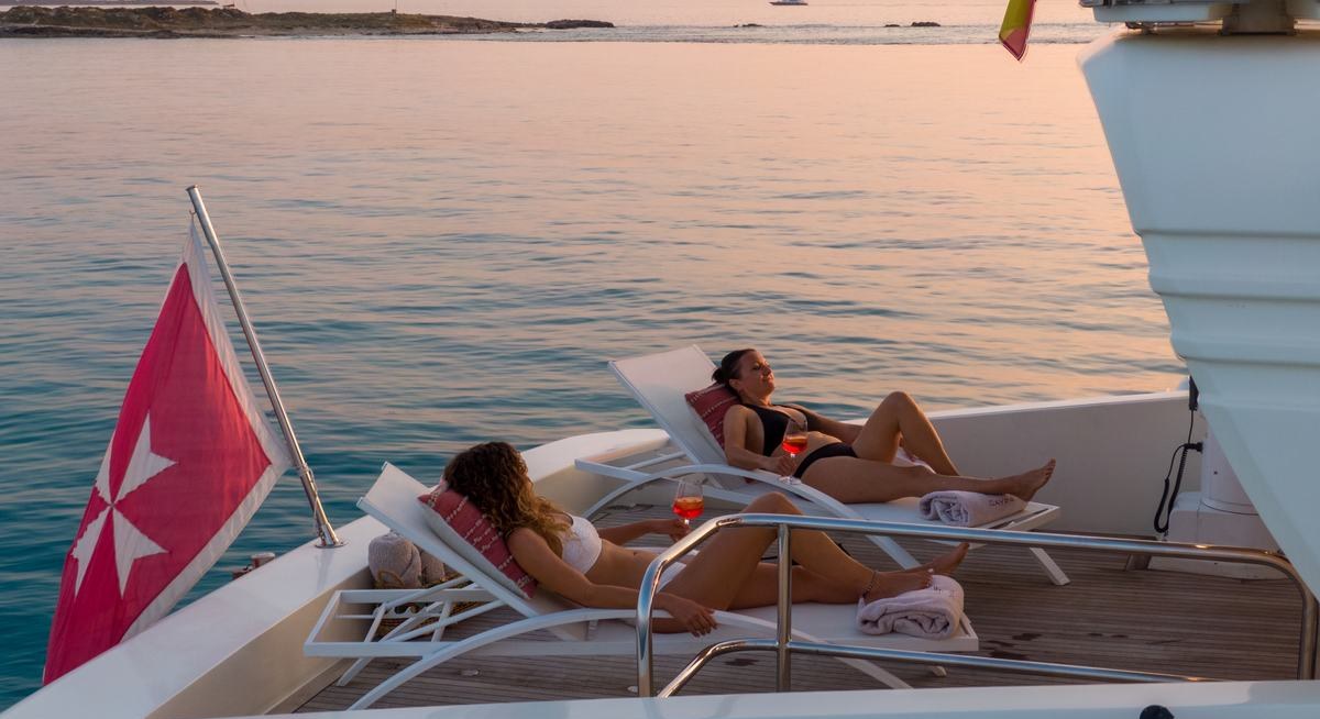 DAYPA yacht charter 3