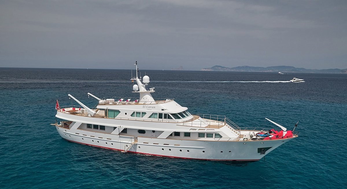 DENEB'S DAUGHTERS yacht charter 1