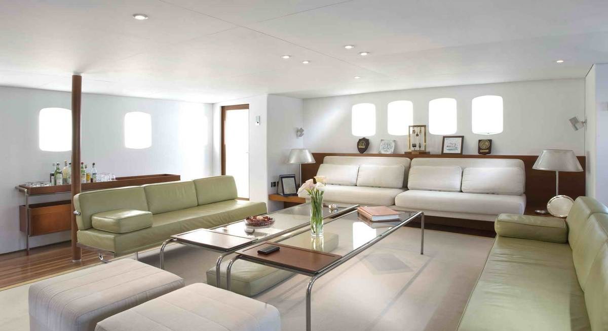 DIONEA yacht charter 2