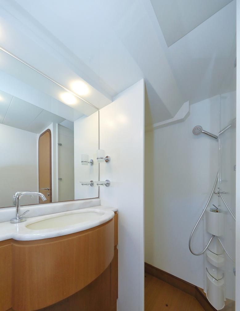 Yacht charter DOMINIQUE YACHT CHARTER