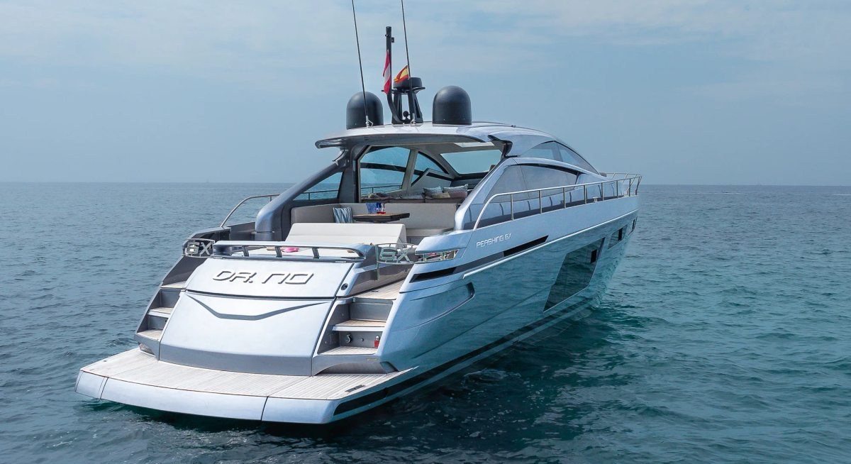 DR NO yacht charter 5