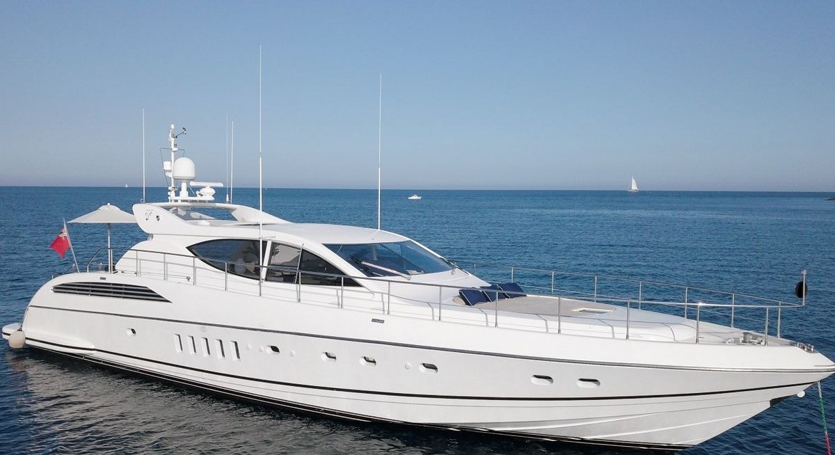 Yacht charter ELLERY A YACHT CHARTER