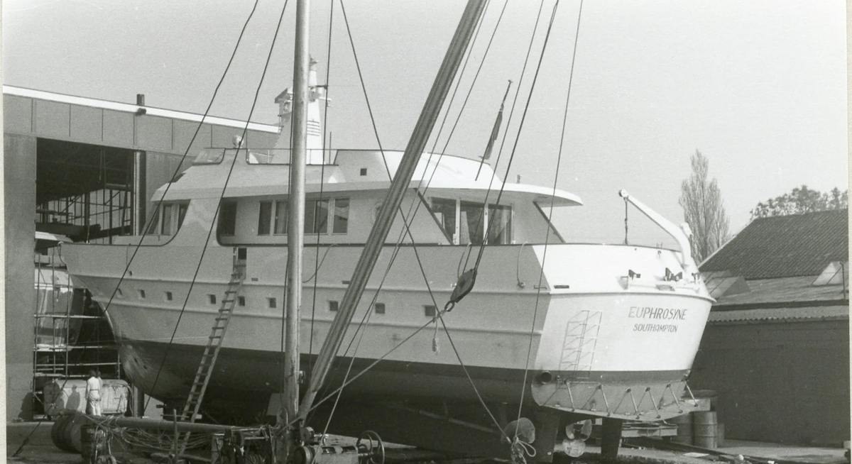 EUPHROSYNE yacht charter 2