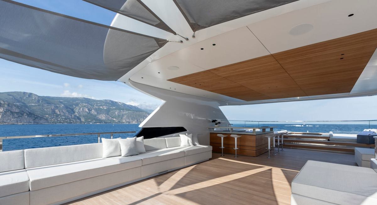 EXTRA TIME yacht charter 3