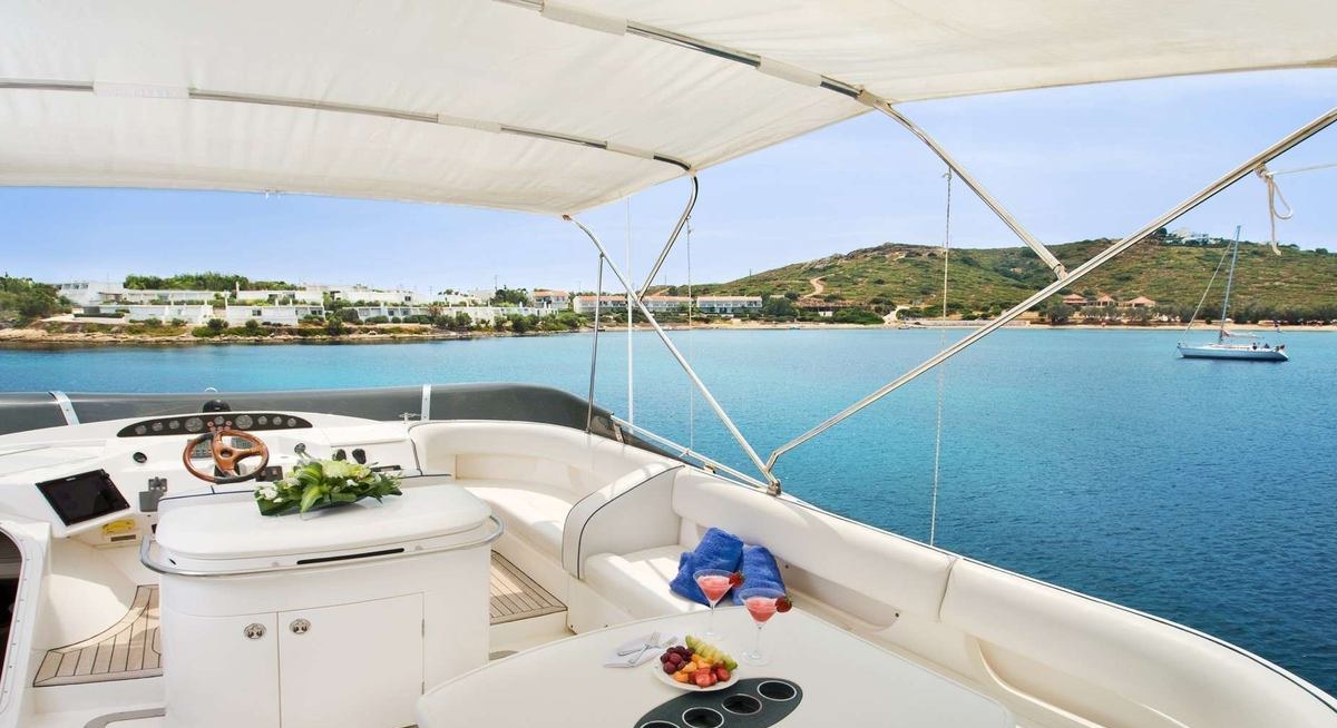 FAST BREAK yacht charter 3