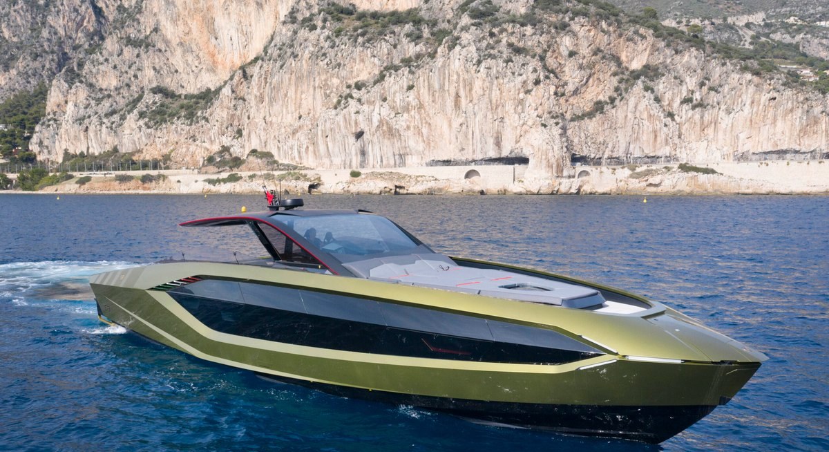 FAST ONE yacht charter 1