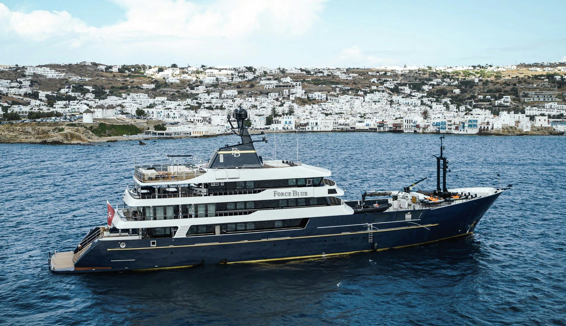 Yacht charter FORCE BLUE YACHT CHARTER