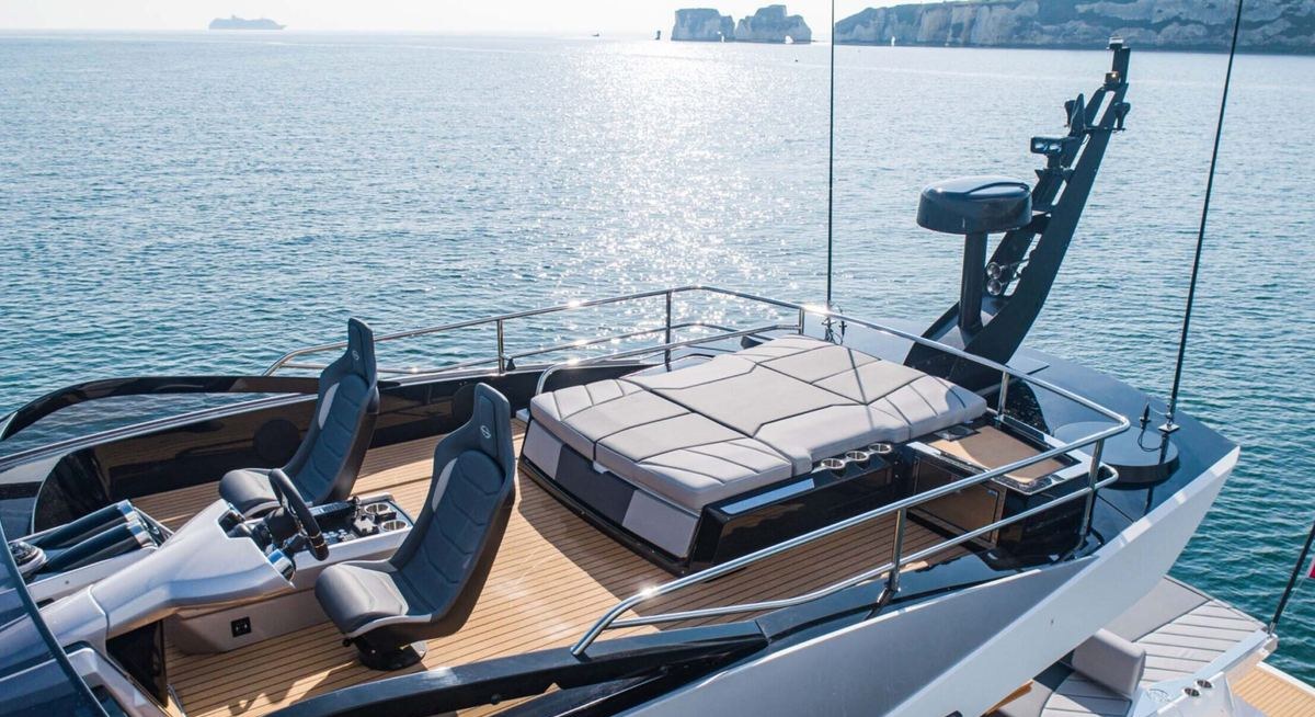 FORZA yacht charter 3